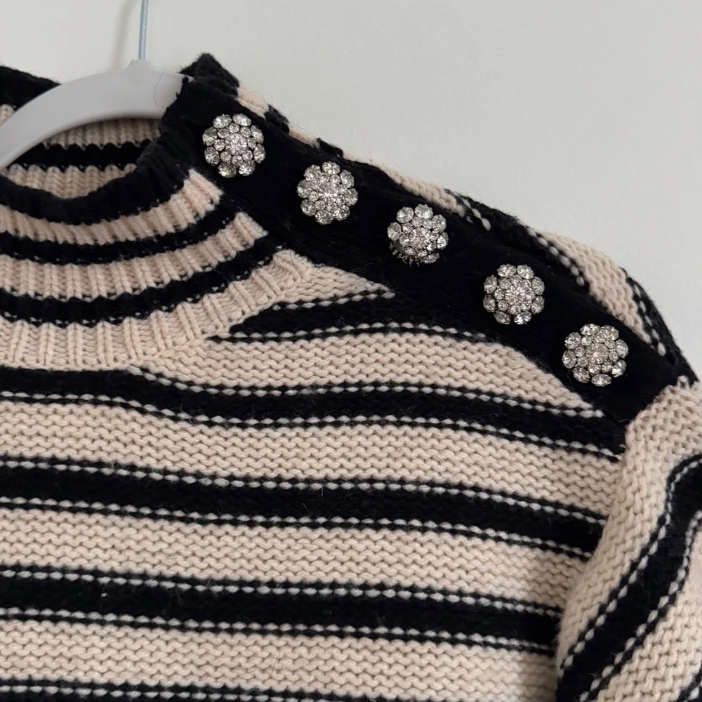 J. CREW Cable-Knit Mock-neck Pullover Sweater Size Small Stripe Jewel Buttons